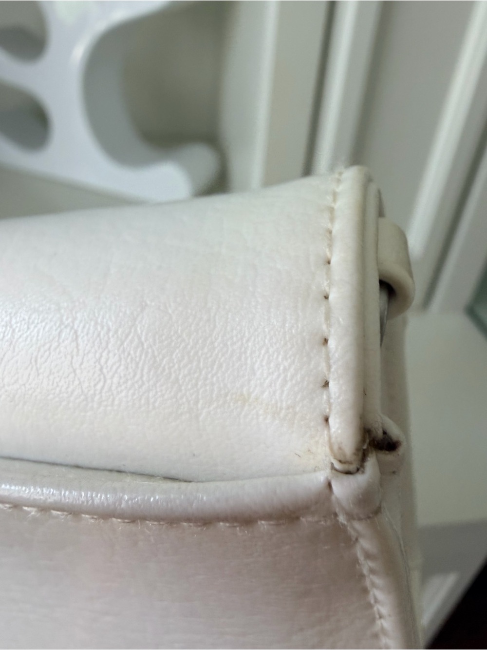MATT & NAT White Drew Medium Vegan Leather Crossbody Bag Purse Clutch - Picture 9 of 16
